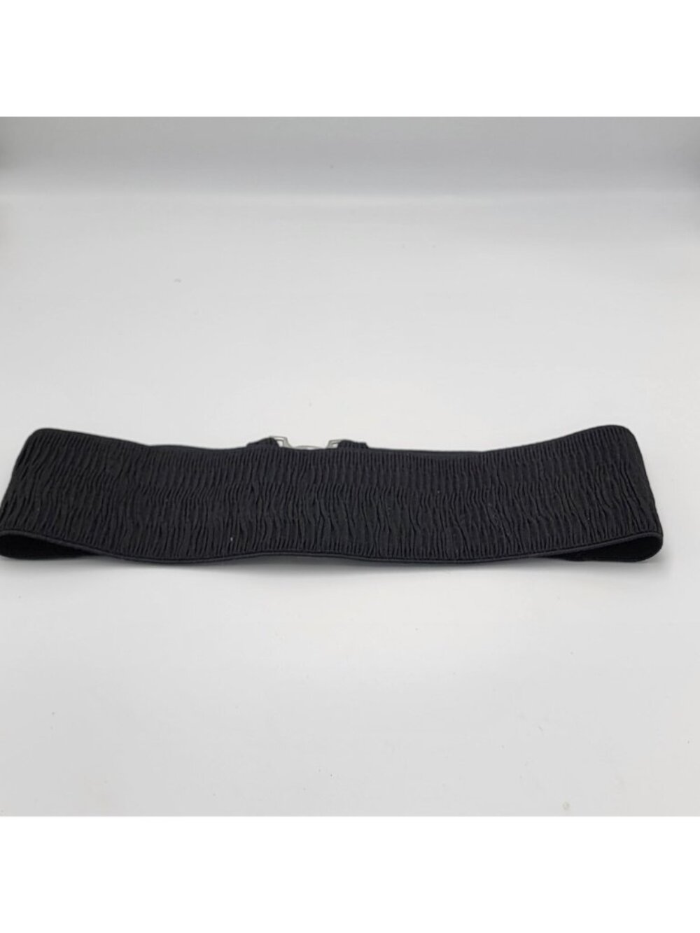 VTG Black Wide Stretch Belt With Silver-Tone Oval Buckle Closure 3.5 Inches Wide - Picture 4 of 13